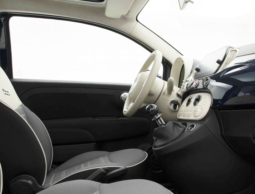 Interior de Fiat 500