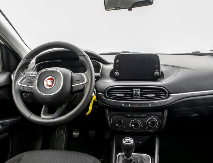 Interior de Fiat Tipo