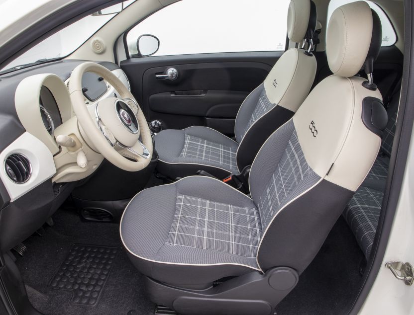 Interior de Fiat 500