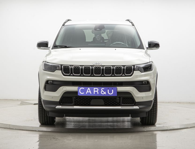 Interior de Jeep Compass