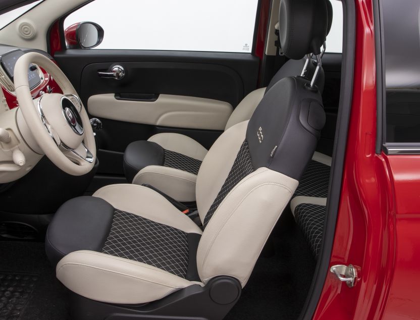 Interior de Fiat 500