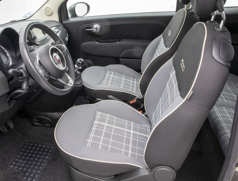 Interior de Fiat 500