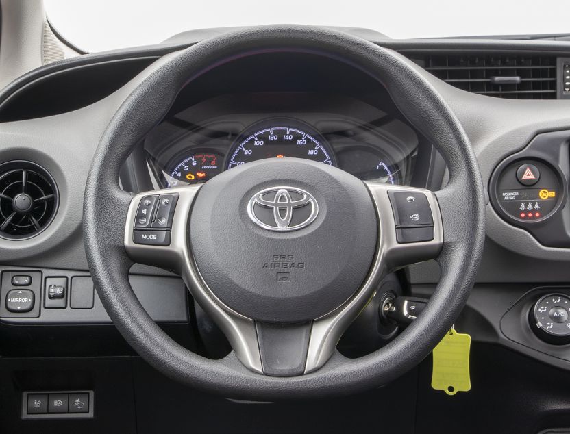 Interior de Toyota Yaris