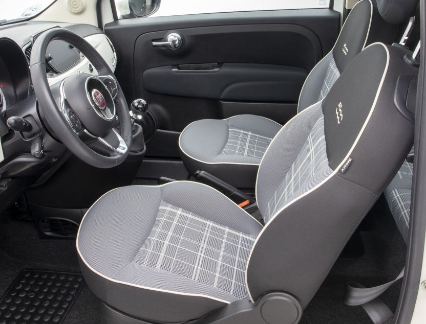 Interior de Fiat 500