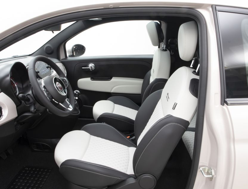 Interior de Fiat 500