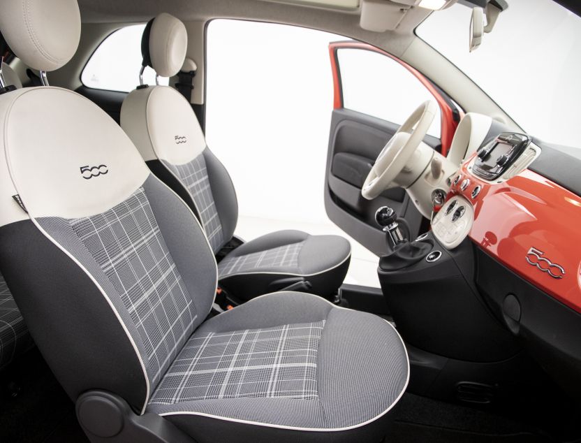 Interior de Fiat 500