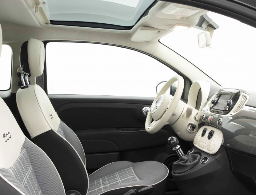 Interior de Fiat 500