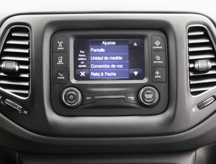 Interior de Jeep Compass