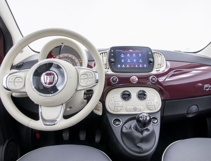 Interior de Fiat 500