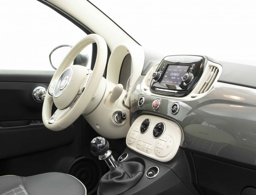 Interior de Fiat 500