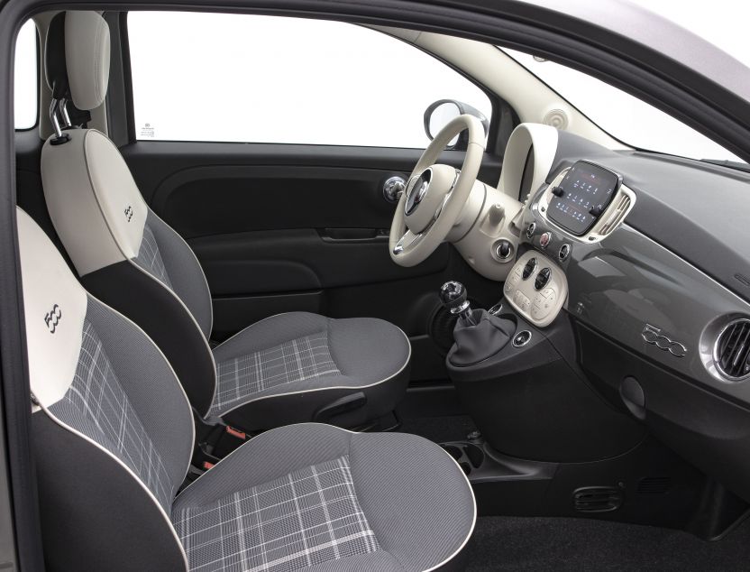 Interior de Fiat 500