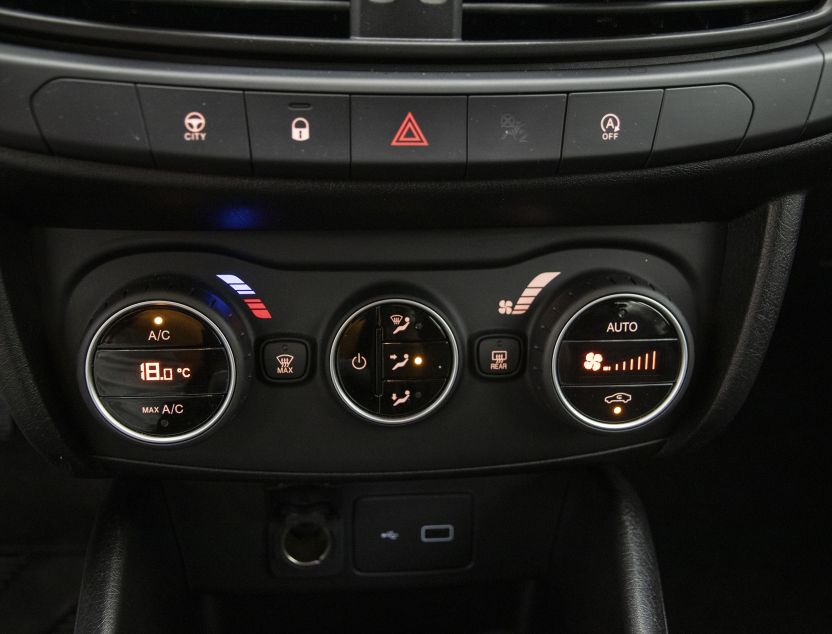 Interior de Fiat Tipo