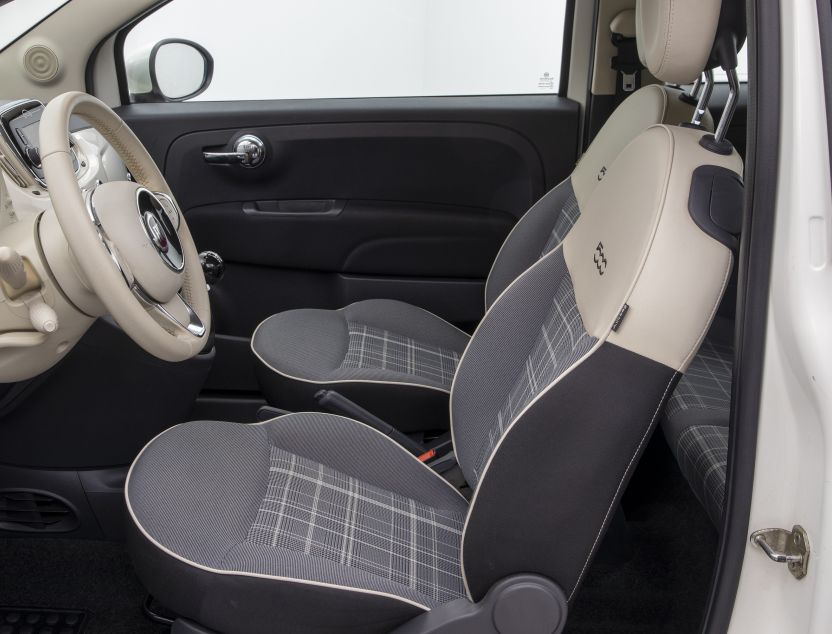 Interior de Fiat 500c