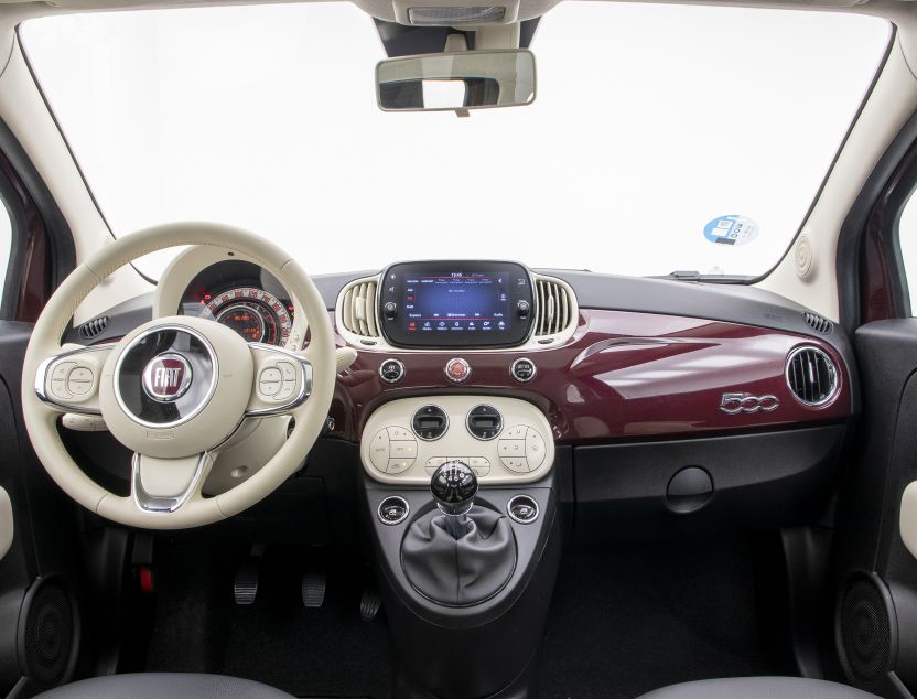 Interior de Fiat 500