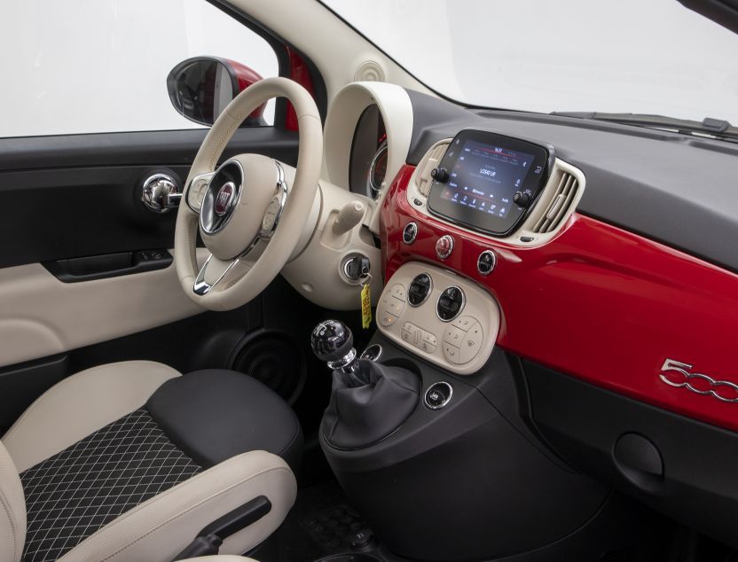 Interior de Fiat 500