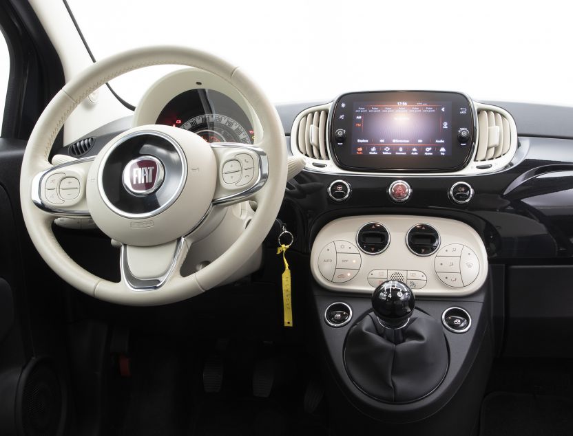 Interior de Fiat 500