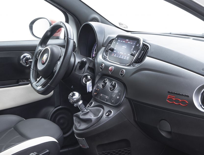 Interior de Fiat 500