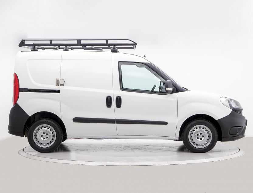 Exterior de Fiat profesional Doblo panorama