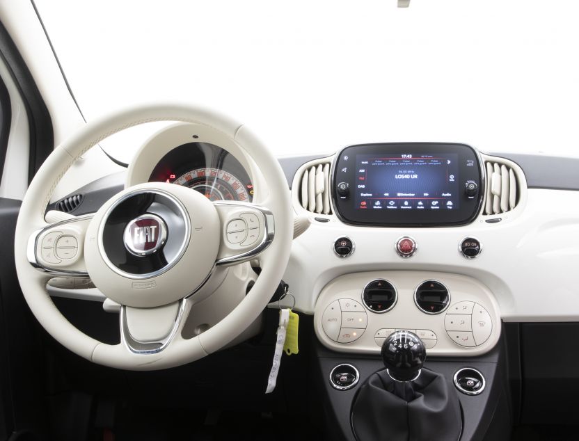 Interior de Fiat 500