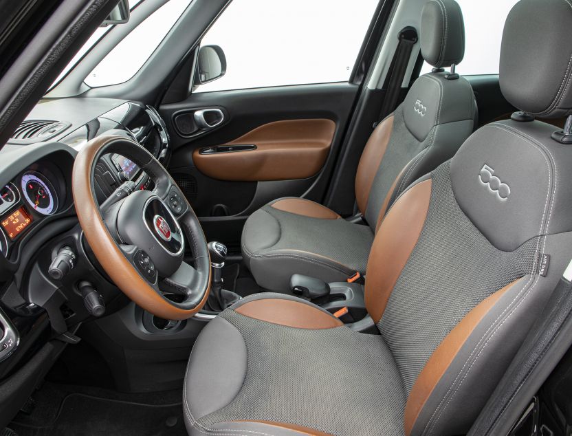 Interior de Fiat 500L