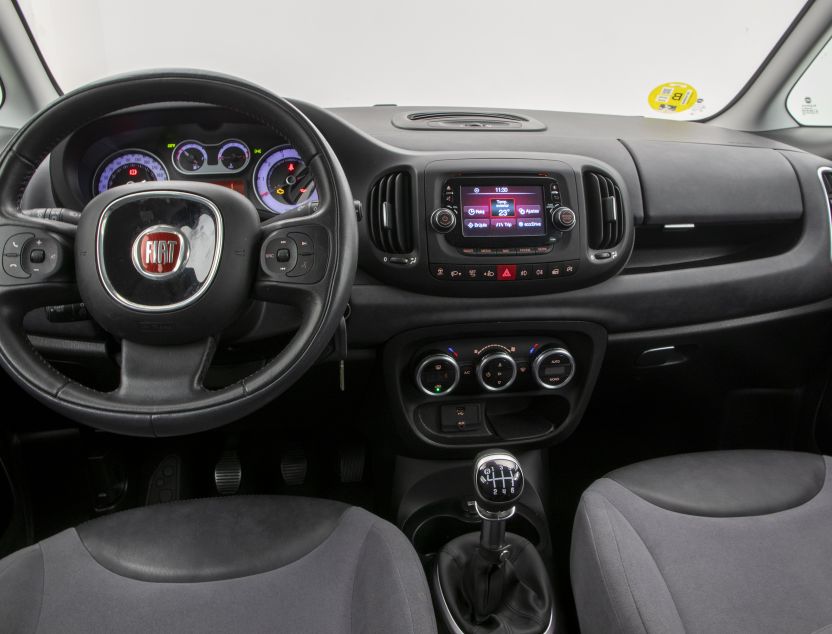 Interior de Fiat 500L