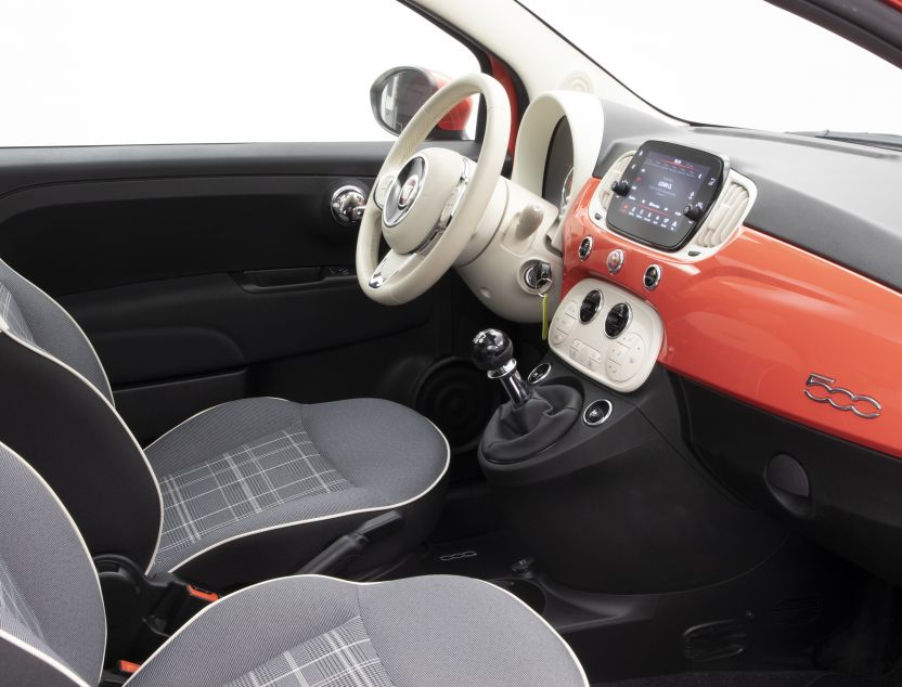 Interior de Fiat 500