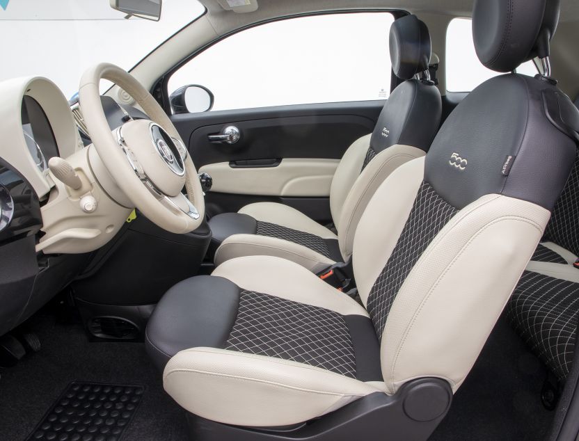 Interior de Fiat 500