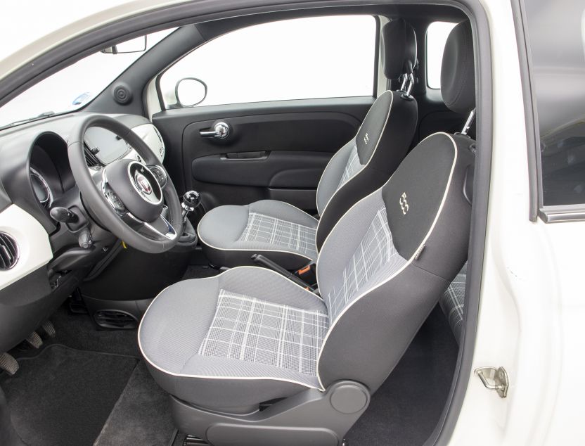 Interior de Fiat 500