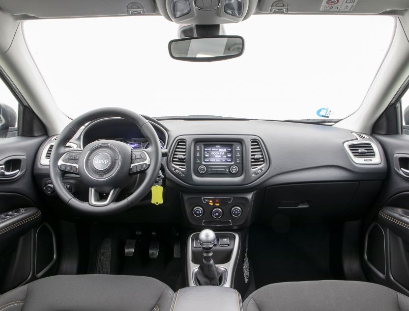 Interior de Jeep Compass