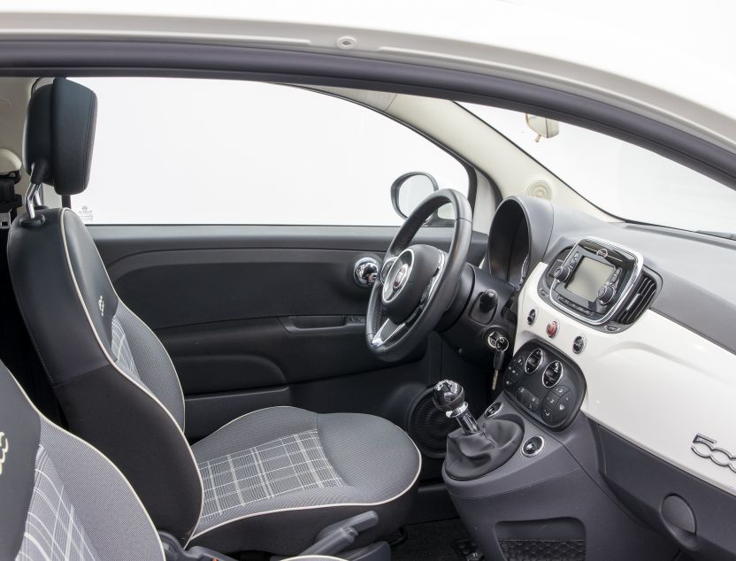 Interior de Fiat 500