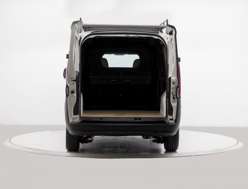 Exterior de Fiat profesional Doblo panorama